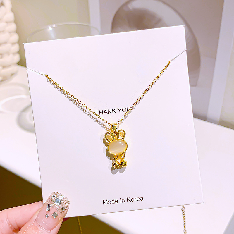 Retro light luxury cat's eye stone rabbit pendant titanium steel necklace, women's niche and versatile collarbone chain new accessory wholesale Specification drawing