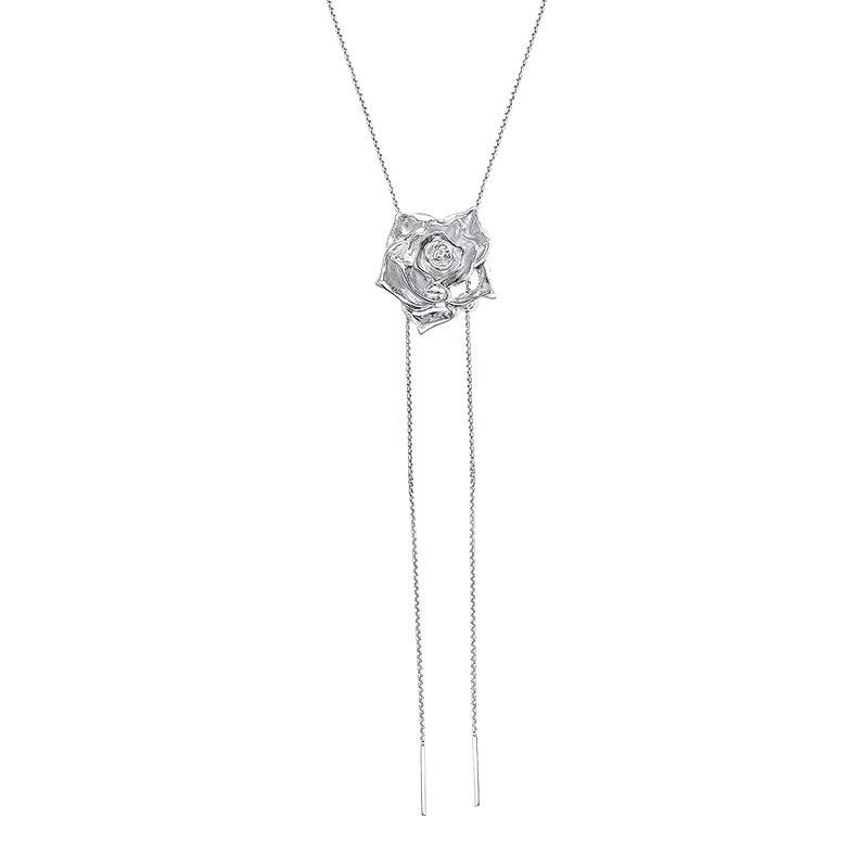Cold and stylish rose necklace for women on Instagram, versatile and high-end, pull-out collarbone chain, sweet and cool sweater chain Item Picture