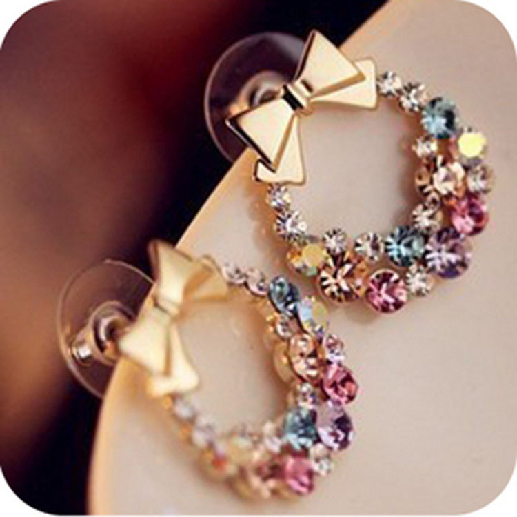 Korean full-diamond bow stud earrings, retro and exquisite flower earrings, Korean popular earrings, wholesale of accessories in Yiwu full figure