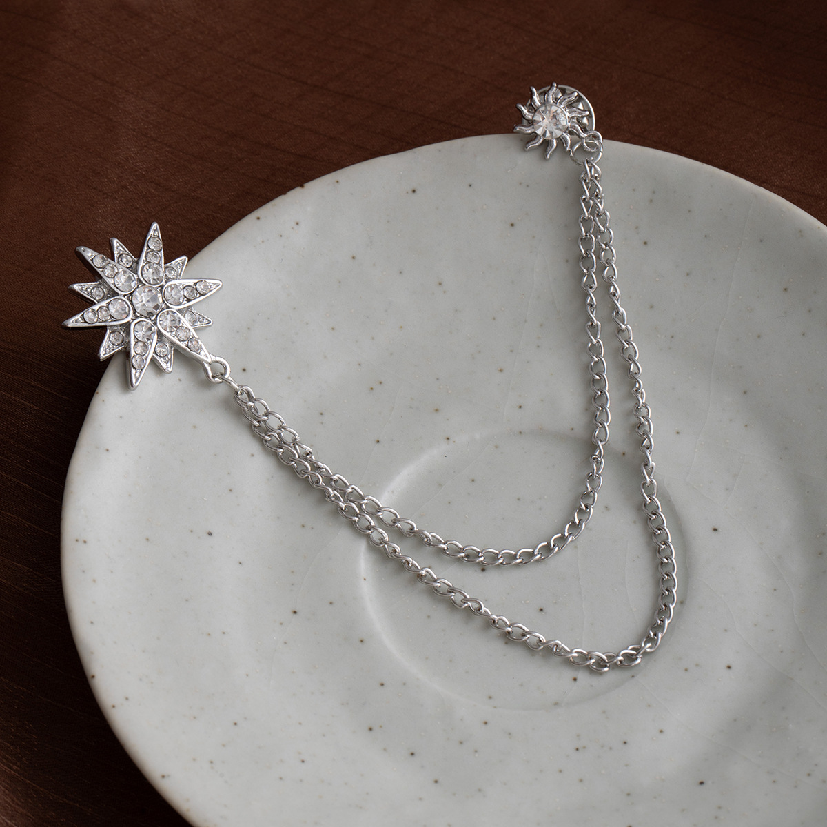 New Korean style fashion, simple and elegant, diamond-encrusted hexagonal star brooch, collar pin, shirt collar button, collar chain accessory details Picture