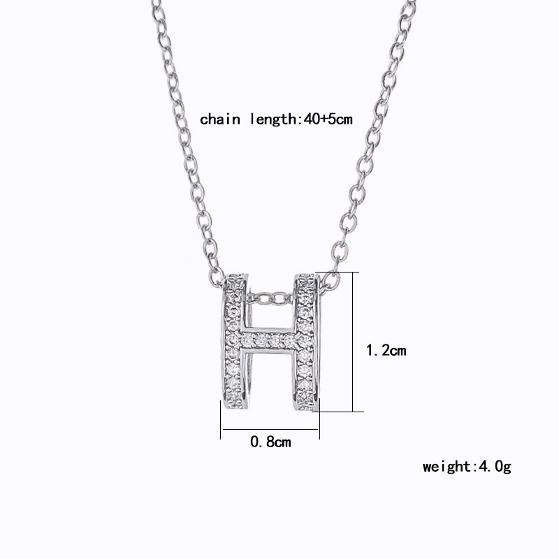 Douyin's unique silver full diamond H pendant titanium steel necklace, a fashionable and niche collarbone chain for women on Instagram, is a versatile accessory Item Picture