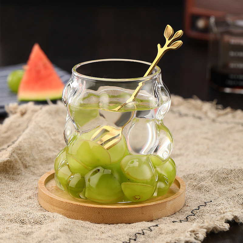 Grape cup with handle, breakfast latte coffee cup, souvenir mug with lid, glass cup, ins style Application Scenario