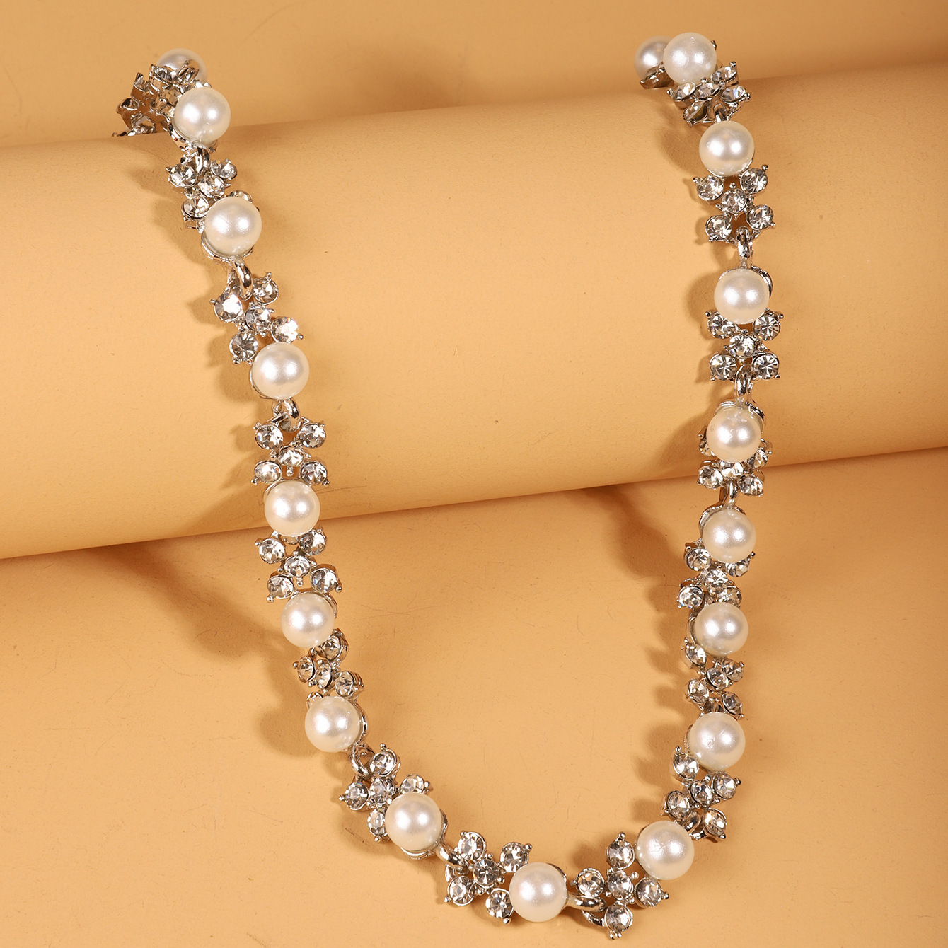 European and American bestseller, sparkling diamond pearl flower necklace Stud set, two-piece bridal dress accessory set N4145 details Picture