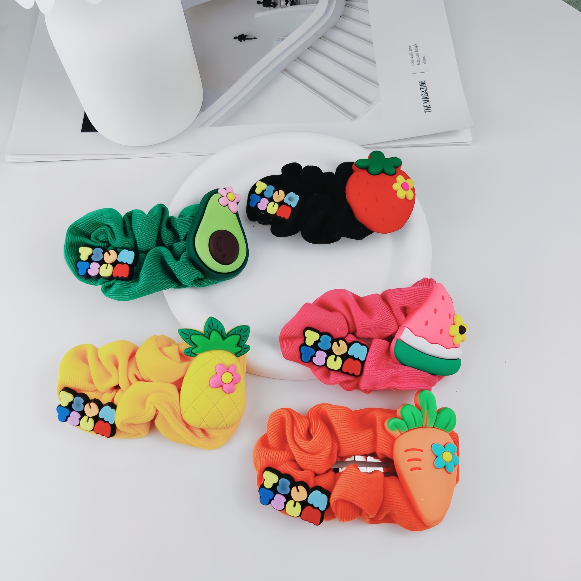 Summer sweet and spicy dopamine girl fruit BB clip, Korean version cute cartoon fashion Barbie style top clip and side clip hair accessory full figure