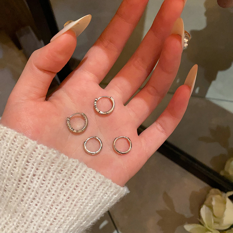 Diamond-encrusted zirconium ring ear buckles for women, fashionable and niche design sense, elegant earrings, cold style set, best-selling earrings Specification drawing