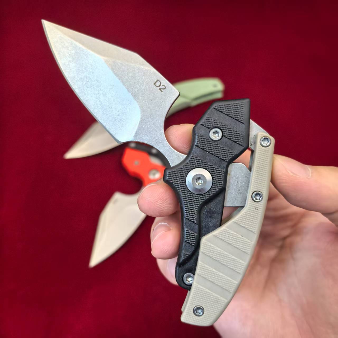 Cross-border multi-functional knives, outdoor survival all-in-one small knives, portable self-defense creative folding knives, exquisite leather cases in stock Item Picture