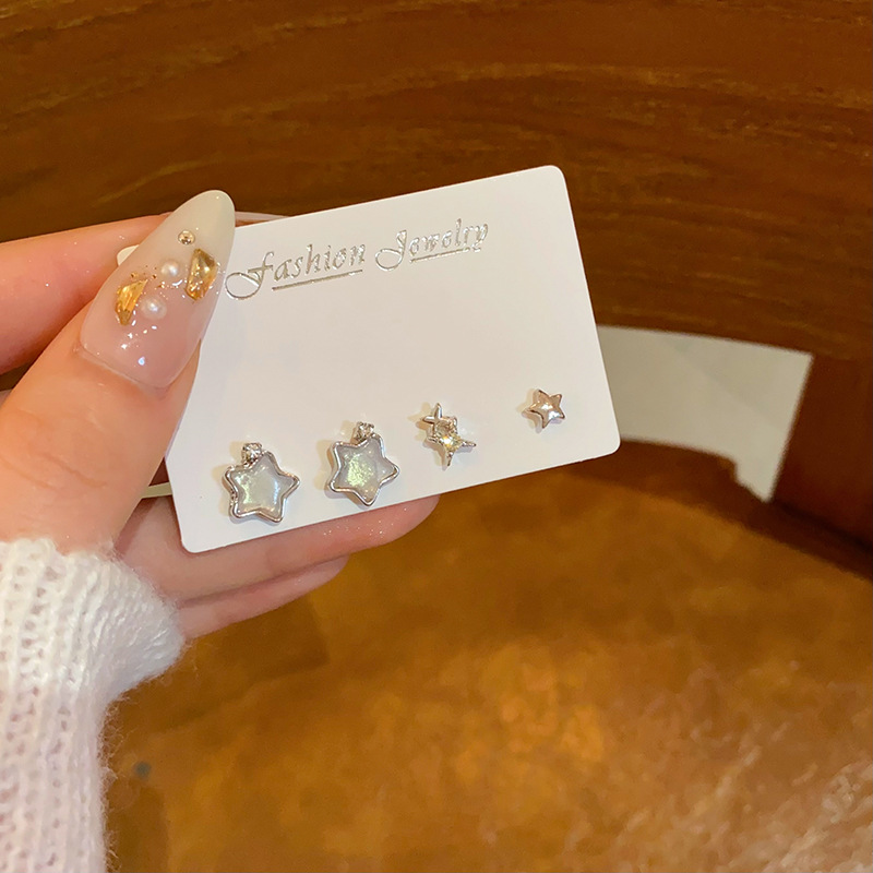 Five-pointed star stud earrings for women, 2025 New style simple design set earrings, small and individual earrings wholesale full figure