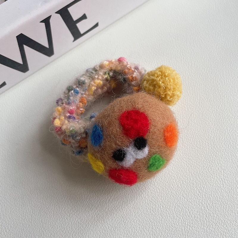 New Japanese-style cute and sweet cookie hair bands, cross-border bestsellers on Instagram, felt pom-pom hair ties, hair accessories Application Scenario