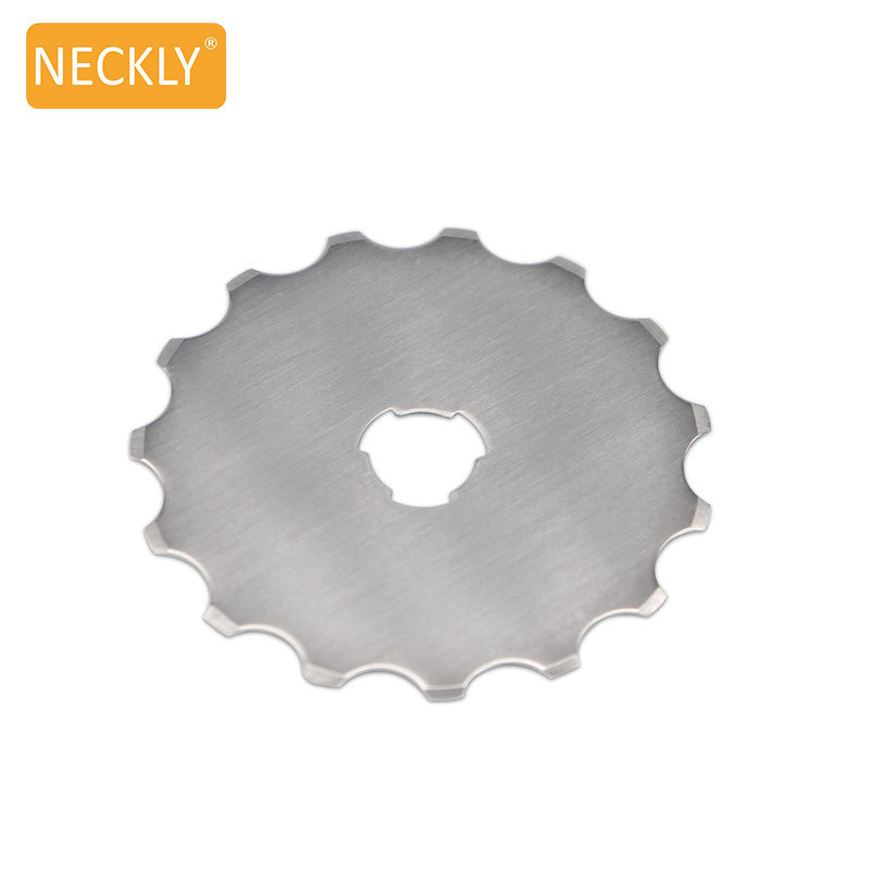 45mm round-toothed fabric cutting blade, dotted line fabric cutting blade, linear track cutting fabric cutting knife, small round-toothed knife full figure