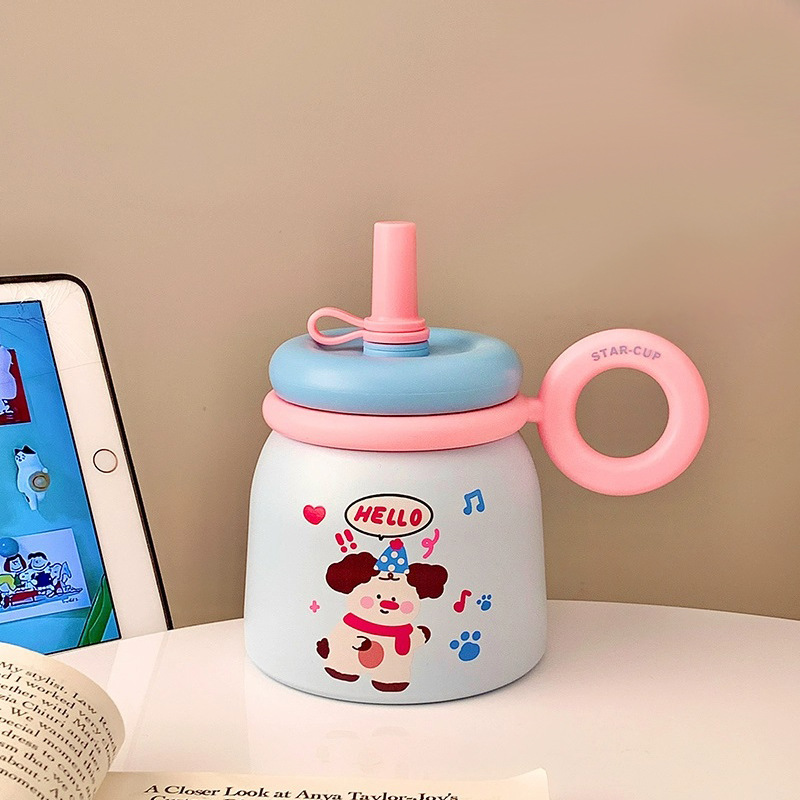 Cute red-nosed puppy desktop water cup, stainless steel coffee cup with straw, portable tea brewing cup, girls' insulated cup gift Application Scenario