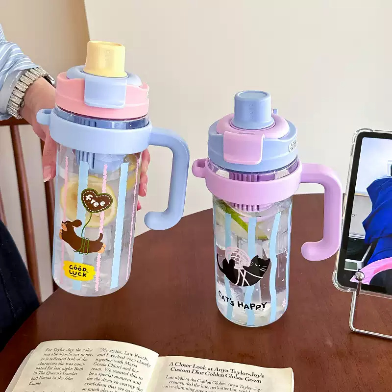 Large-capacity handle water cup, high appearance level plastic straw cup for girls, new summer tea-making style, desktop office ice cup Specification drawing