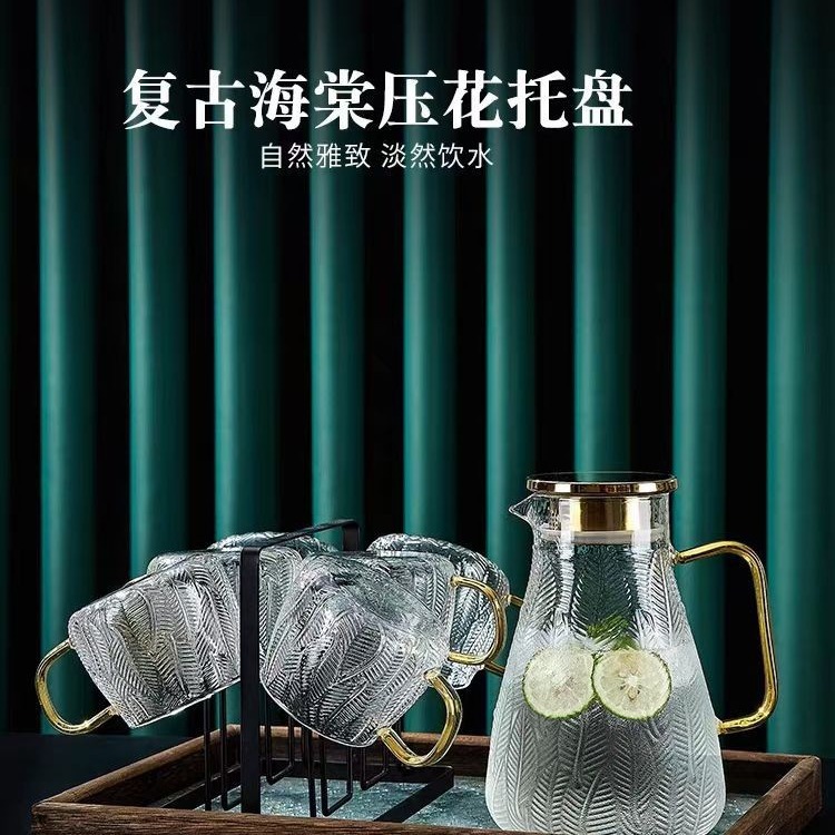Large-capacity thickened simple cold water bottle, household high borosilicate cold water bottle, high-end glass, new light luxury juice bottle full figure