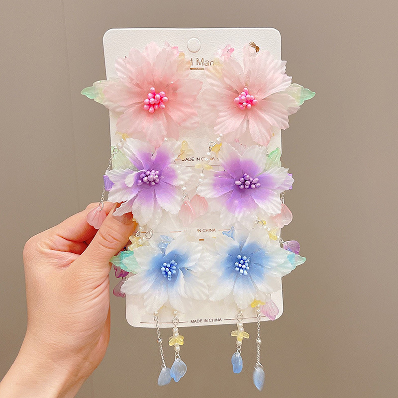 Children's ancient-style Hanfu headwear, baby flower tassel hair clips, Chinese-style little girl hair clips, ancient-style girls' hair accessories Application Scenario