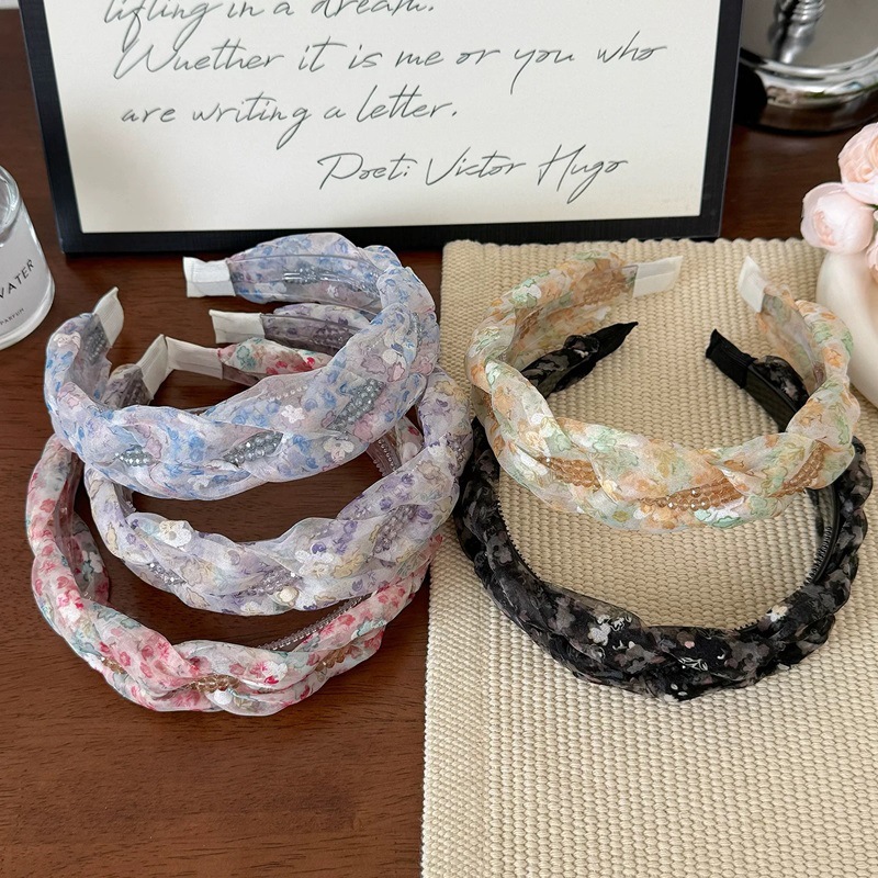 Fashionable and light luxury style, versatile woven Korean-style wide-brimmed hair band, retro colored mesh, summer toothed headband hair accessory details Picture
