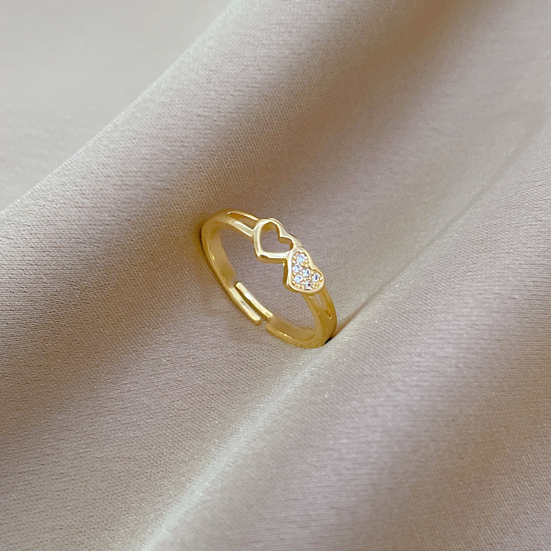 【 Real Gold 】 Heart-shaped hollowed-out small ring with adjustable opening, simple Japanese-style bracelet, couple rings Item Picture