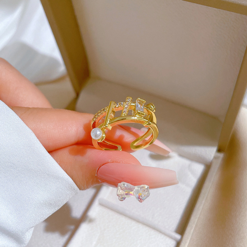 【 Real gold electroplating 】 Open pearl geometric fashion micro-inlay light luxury ring index finger ring, the same style as the Internet celebrity, cold style Application Scenario