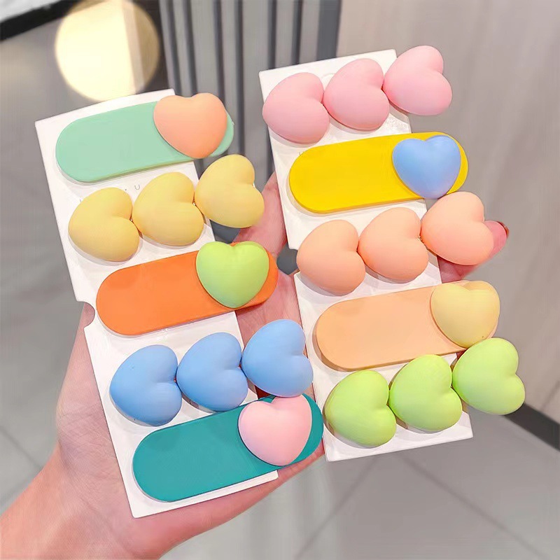 Cute Japanese and Korean hair clips, five-pointed star hair clips, bangs accessories, Korean-style heart-shaped candy-colored headwear, hair clips and accessory sets Application Scenario
