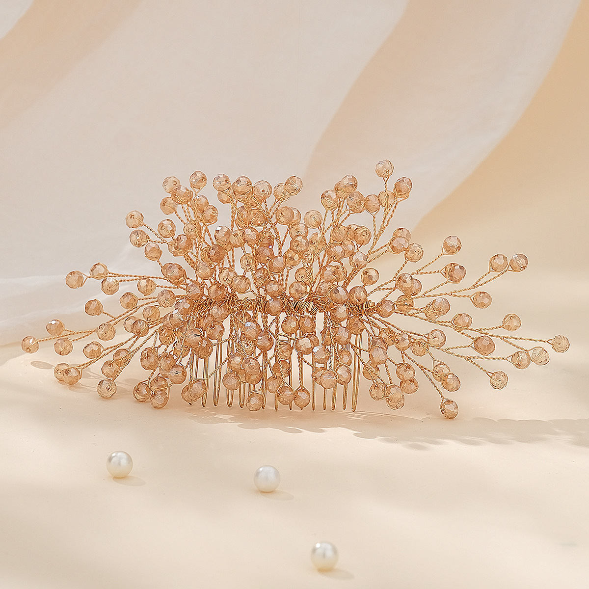 New European and American bride headwear, handcrafted crystal hair comb, wedding dress, retro updo accessory, luxurious and beautiful comb full figure