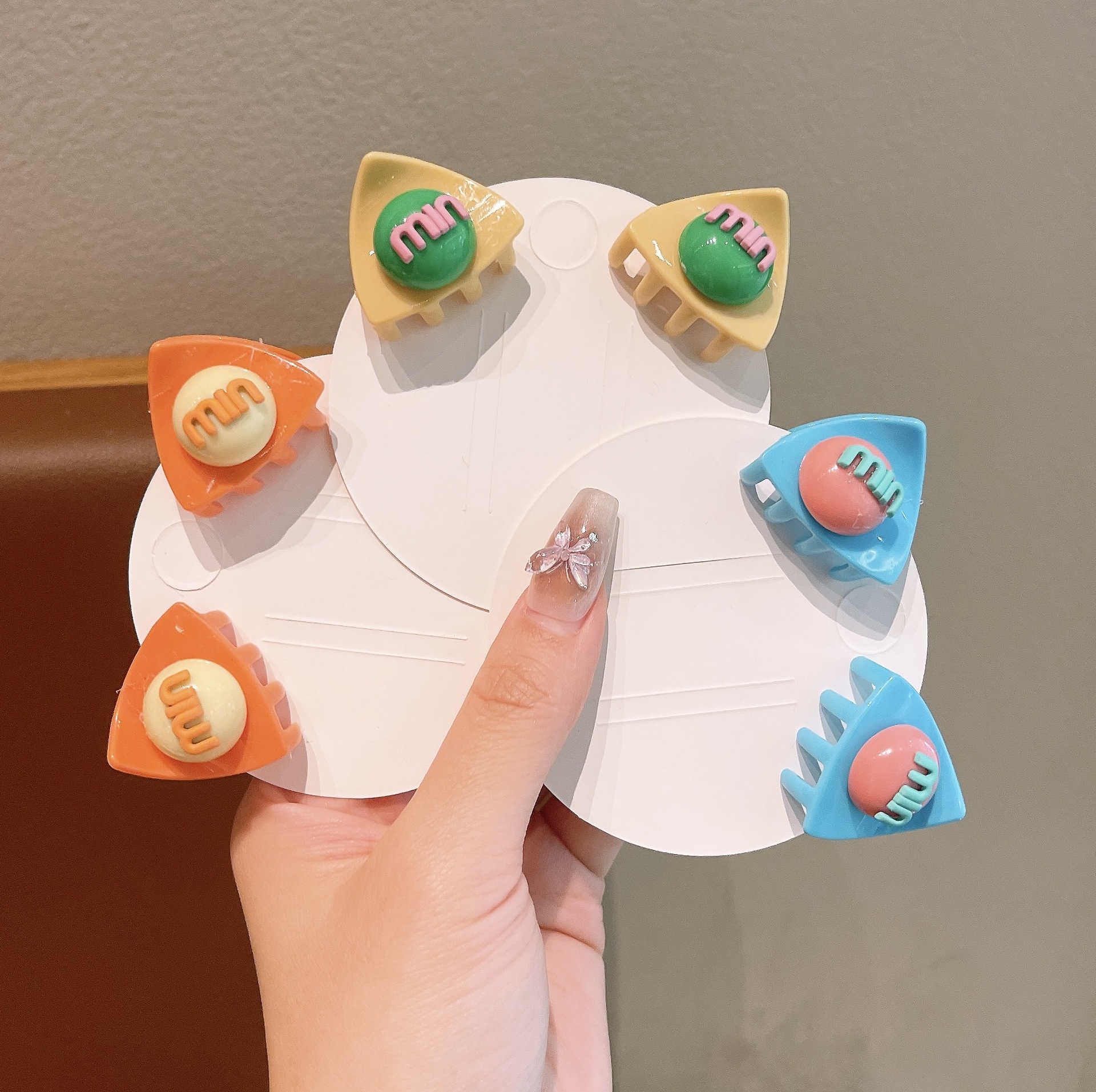 Children's hairpin grab clip, small size for girls, 2025 new style side clip, bangs clip, cute forehead hairpin for little girls Specification drawing