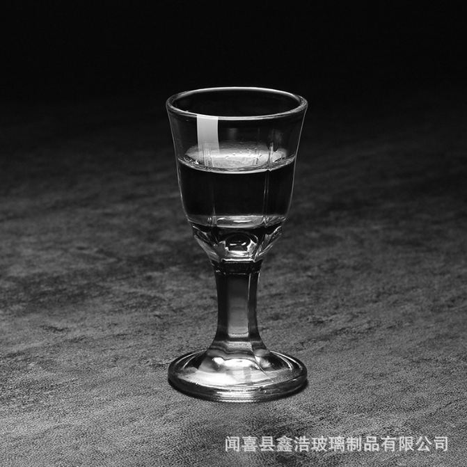 Glass liquor cups, spirits cups, small wine glasses, bullet cups, 10ml one-mouth cups, hotel and restaurant sets, factory logos available Specification drawing
