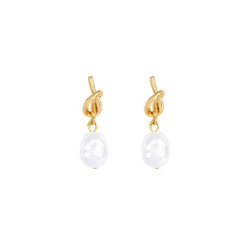 Hong Kong-style retro, versatile and elegant pearl earrings for women, light luxury, niche design, knotted metal ear stud earrings Item Picture