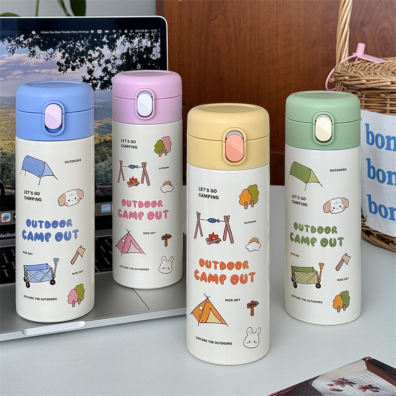The new cartoon mini insulated cup has a high appearance level. It's a handy cup for female students with an ins style, cute and bouncy. The cup is small and compact details Picture