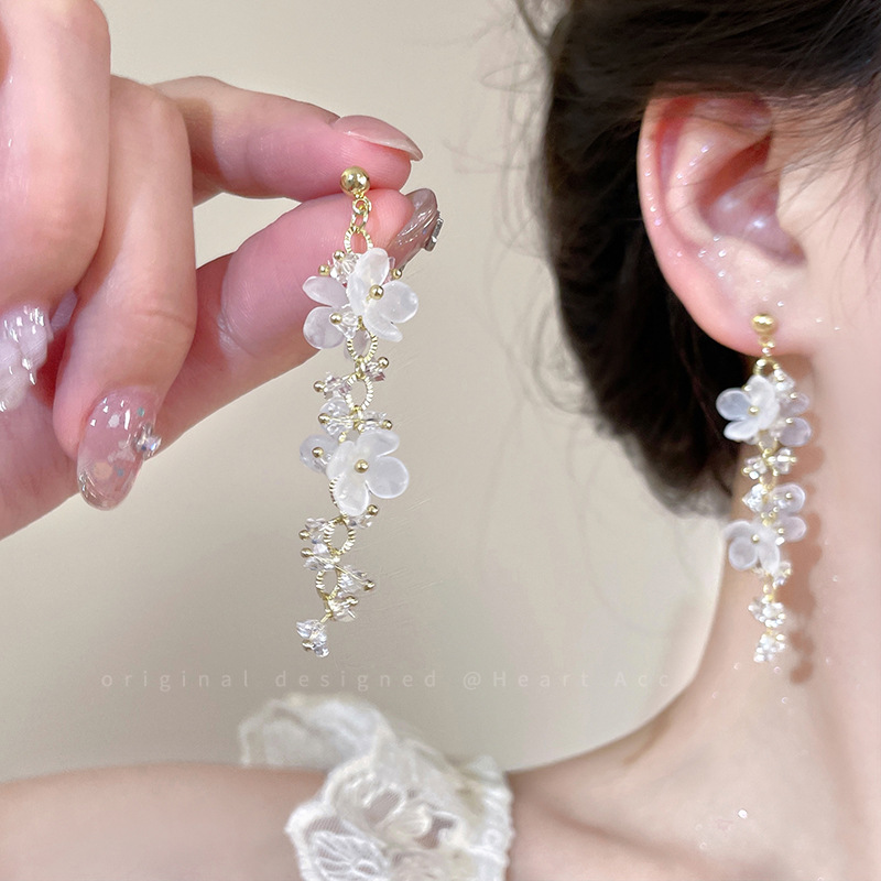 Super fairy-like flower tassel earrings for women, summer earrings, seaside vacation style, absolutely beautiful and elegant, round face earrings Specification drawing