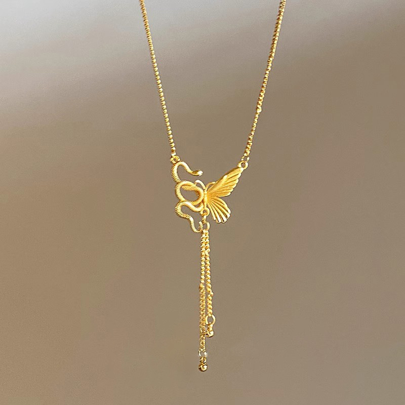 Snake and Butterfly ~ New Chinese-style snake Entwined butterfly pendant necklace, women's accessories, zodiac year collarbone chain, sweater chain Application Scenario