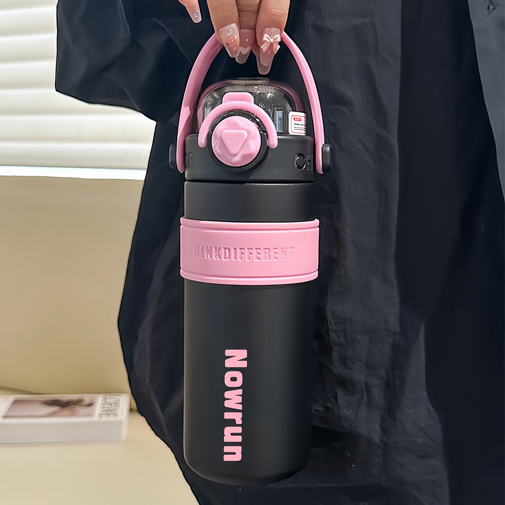 2024 Simple and sporty insulated cup, fashionable and trendy portable direct drinking water pot, high appearance level stainless steel couple cups Application Scenario