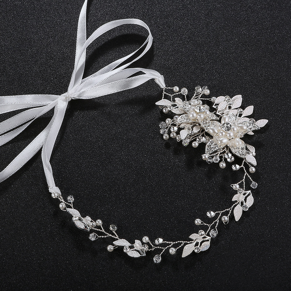 New wedding accessories from Europe and America: Bride's headband, diamond-encrusted dress accessories, headwear, handcrafted alloy pearl flower headband Specification drawing