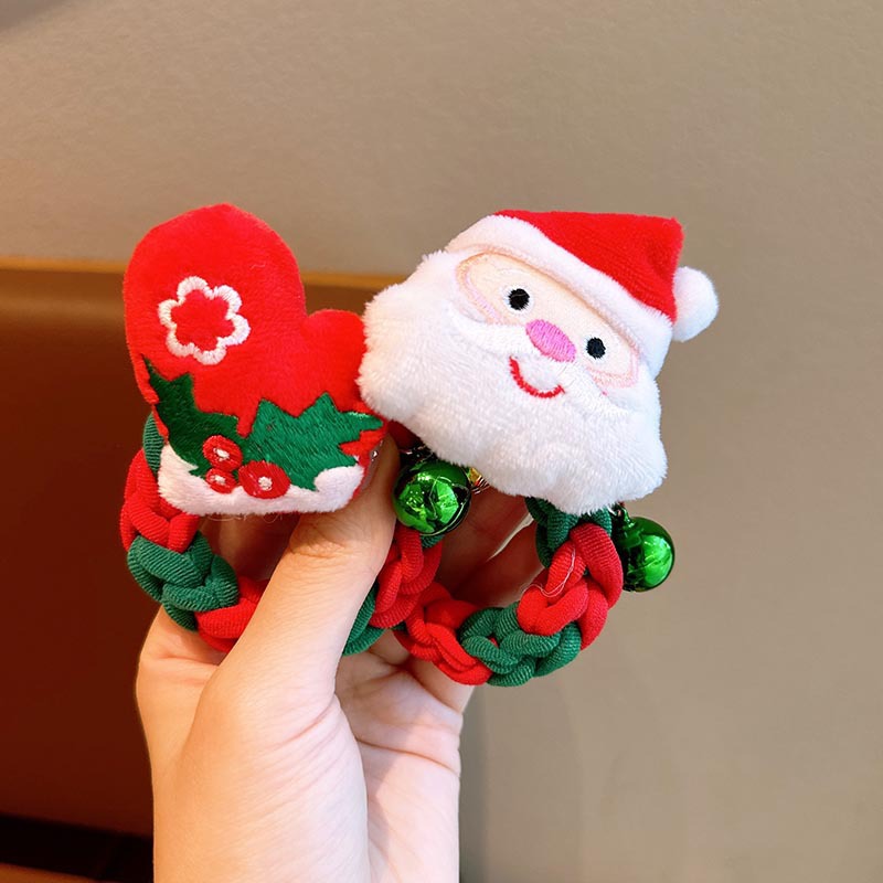 Christmas hair accessories, cute Santa Claus, girl braided hair tie, hair band, bun hairstyle, high-elasticity children's rubber band Application Scenario