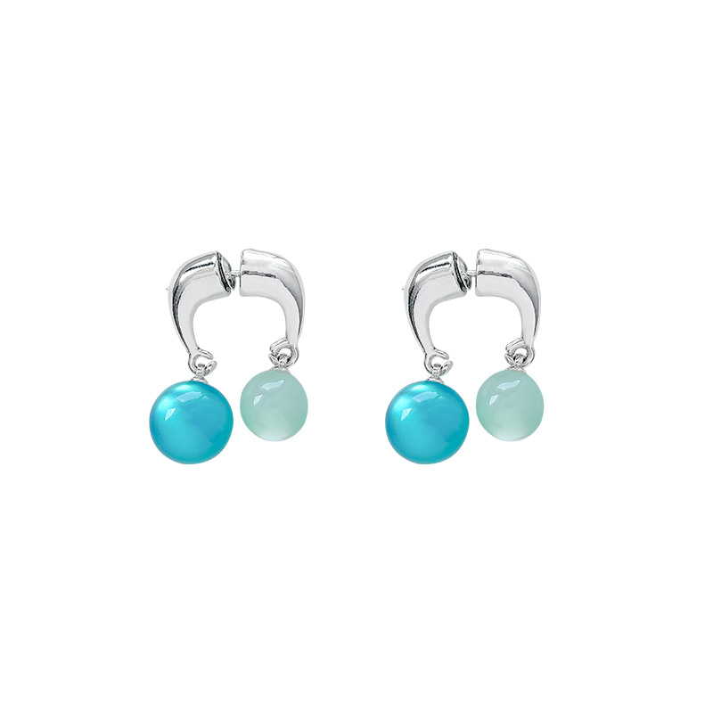 Summer design sense, clear and transparent seawater pearl cross earrings, the new summer earrings of 2025, a popular accessory trend Item Picture