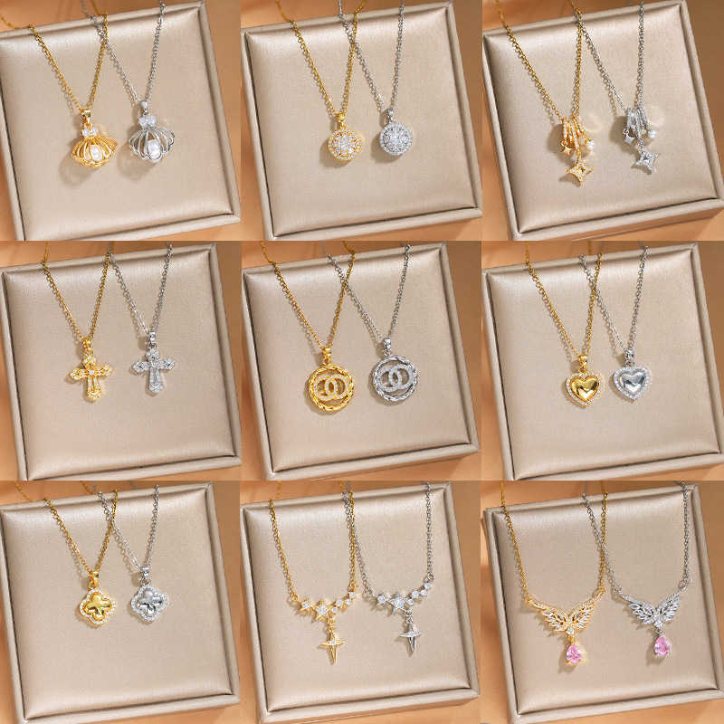 Korean-style, zircon inlaid exquisite titanium steel necklace, fashionable and versatile for women, popular collarbone chain, niche and light luxury accessory full figure