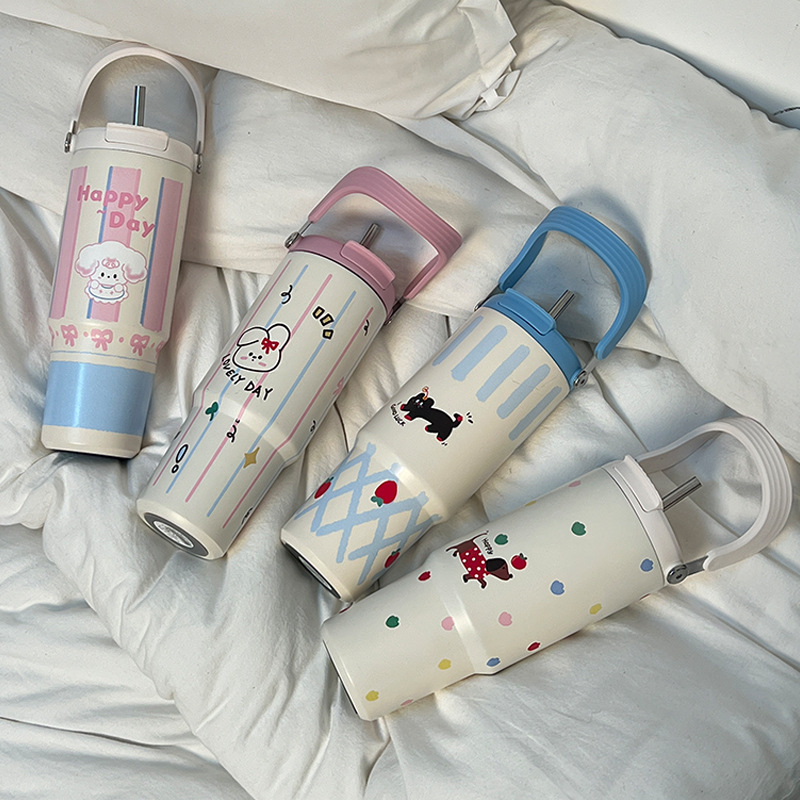 Cross-border hand-held ice cup, large-capacity car insulated cup, high appearance level cartoon water cup, women's outdoor portable straw cup details Picture