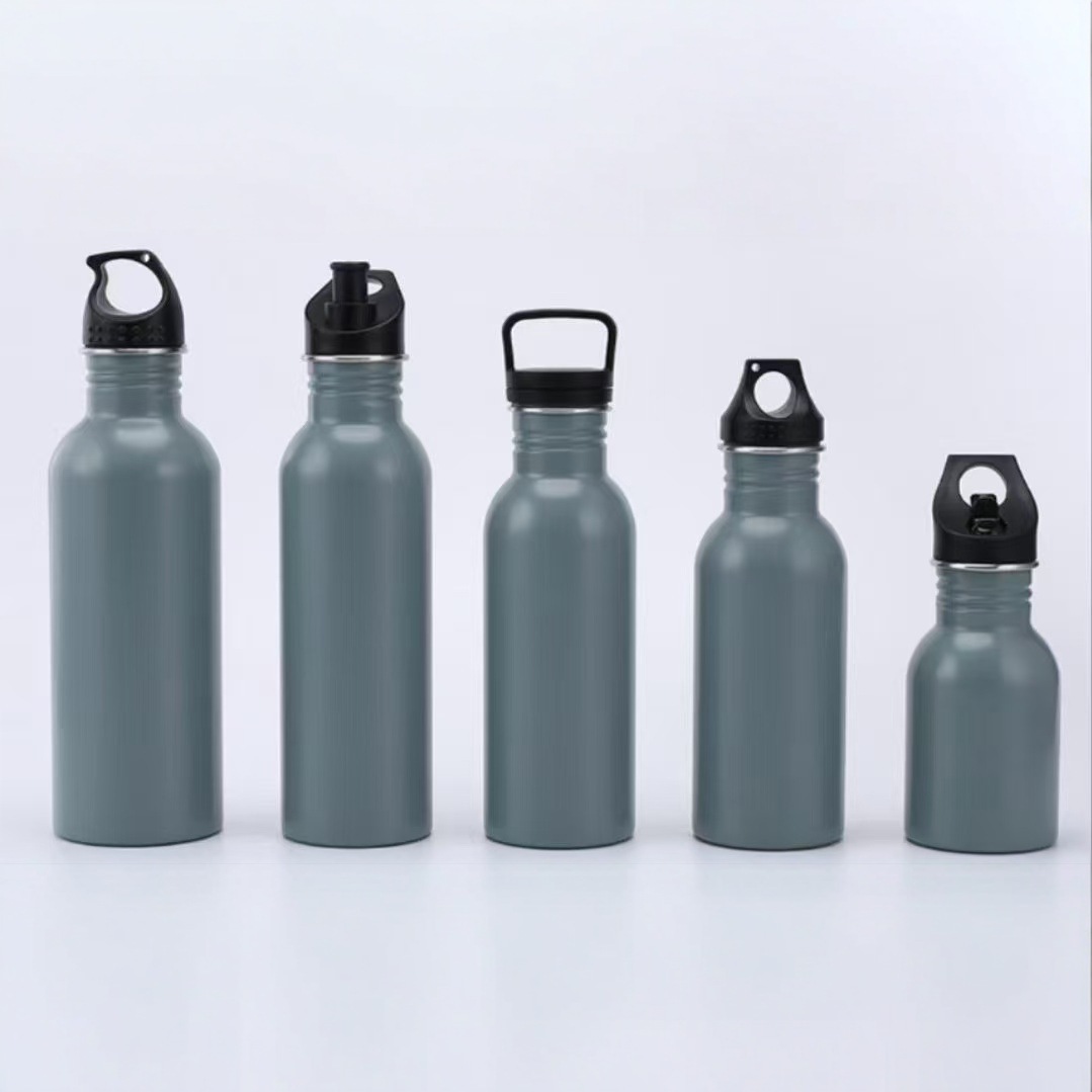 Cross-border best-selling single-layer stainless steel sports water bottle with hand-held lid, American-style large mouth, portable for outdoor mountain climbing and travel Application Scenario