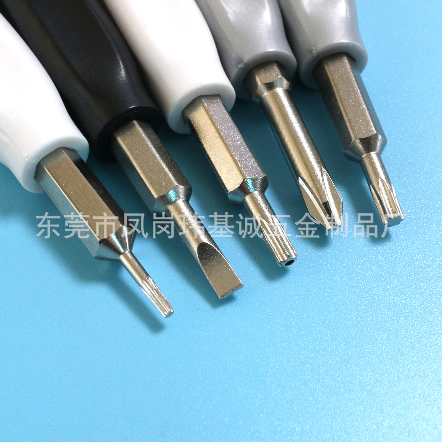 Customized doorbell screwdriver, dual-purpose screwdriver with screw shank, factory direct sales Application Scenario