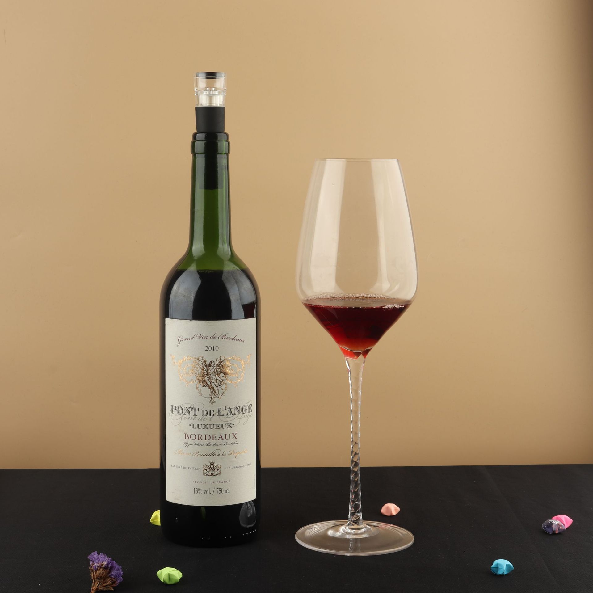 Factory wholesale handcrafted crystal twisted red wine glasses, aroma glasses, short brandy wine glasses, supporting logo printing details Picture