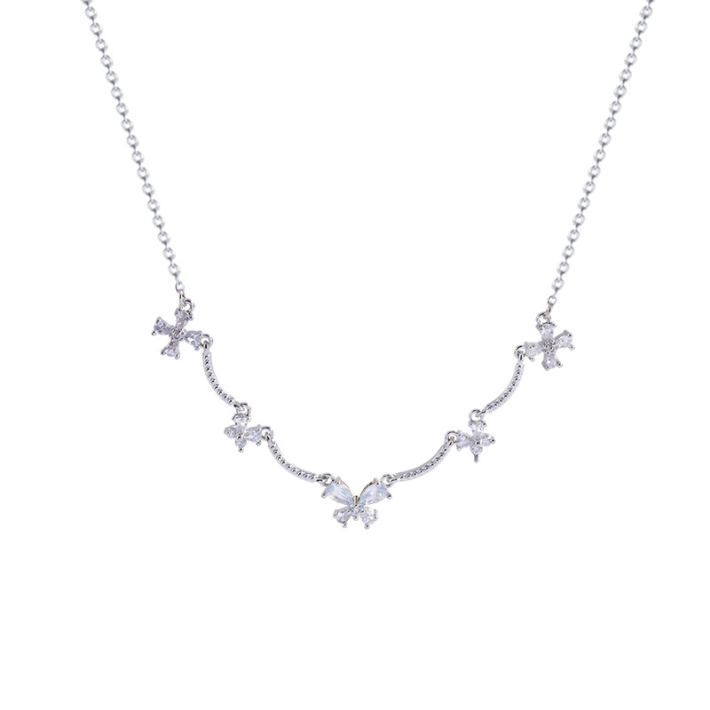 This light luxury and exquisite zircon butterfly necklace features a cold and elegant design for women. It is a simple collarbone chain and a versatile necklace accessory Item Picture