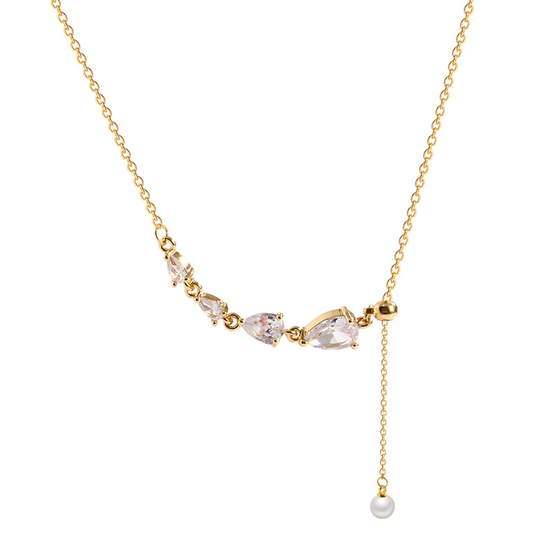 The new Korean pearl pendant necklace is a light luxury, niche and high-end accessory for women, versatile and personalized, and is a popular collarbone chain accessory Item Picture
