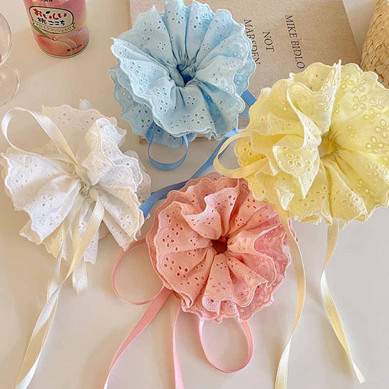 The drawstring design of the laid-back style large intestine hair band is a new Korean style in 2025, featuring a four-layer lace hair tie and headpiece full figure