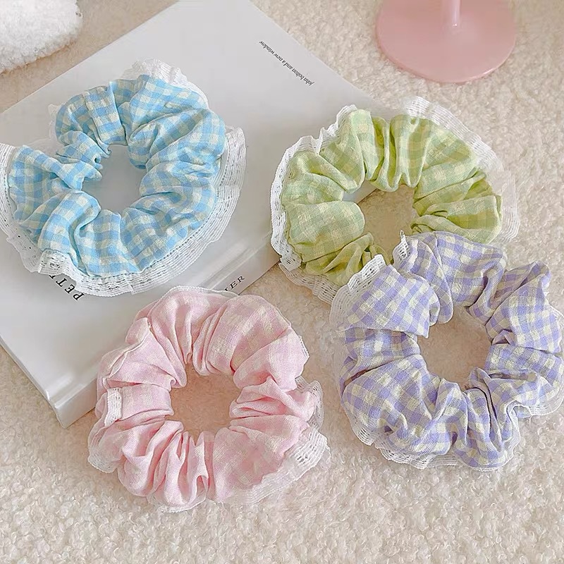 2025 New sweet checkered large intestine hair band, high-end lace-trimmed headband, Korean version rainbow-colored leather band hair accessory details Picture