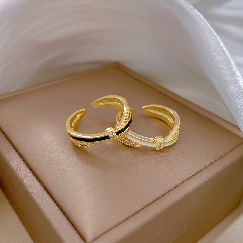 【 Real gold electroplating 】 Open oil drip cross-shaped fashionable micro-inlay light luxury ring index finger ring, the same style as the Internet celebrity, cold style Specification drawing