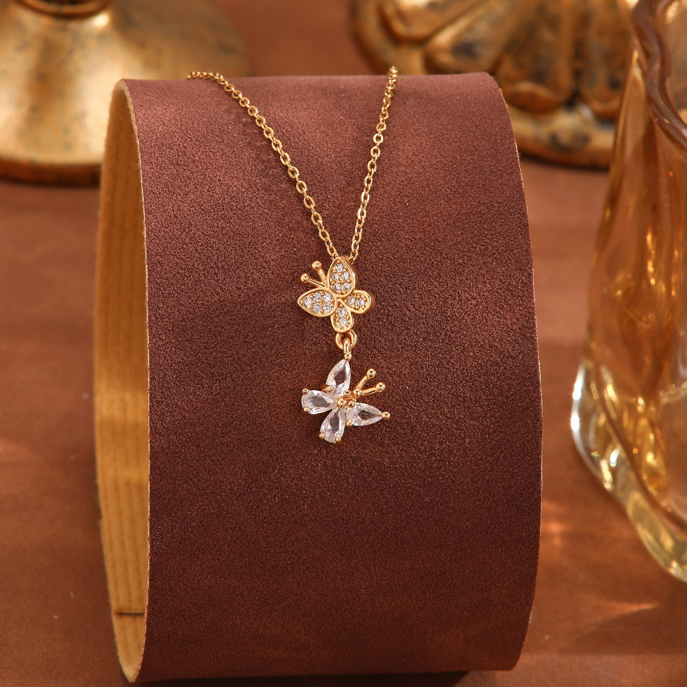 Cross-border European and American titanium steel necklace, women's copper micro-inlay, high-end, niche design, light luxury, versatile pendant, collarbone chain accessory Specification drawing