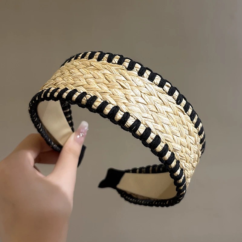 Vace-style wide-brimmed straw hairband for women, Bohemian headband, daily wear, hair tie, high top of the head, face wash hairpin Application Scenario