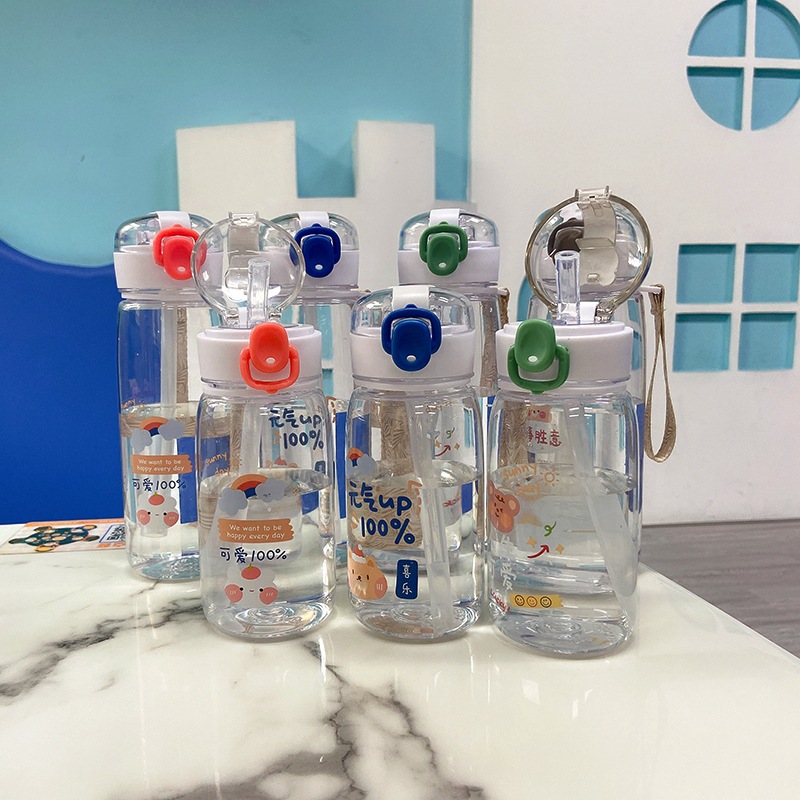 Summer outdoor sports straw water cup, portable handle rope, plastic lock cup, student and adult bouncy, stamped LOGO full figure