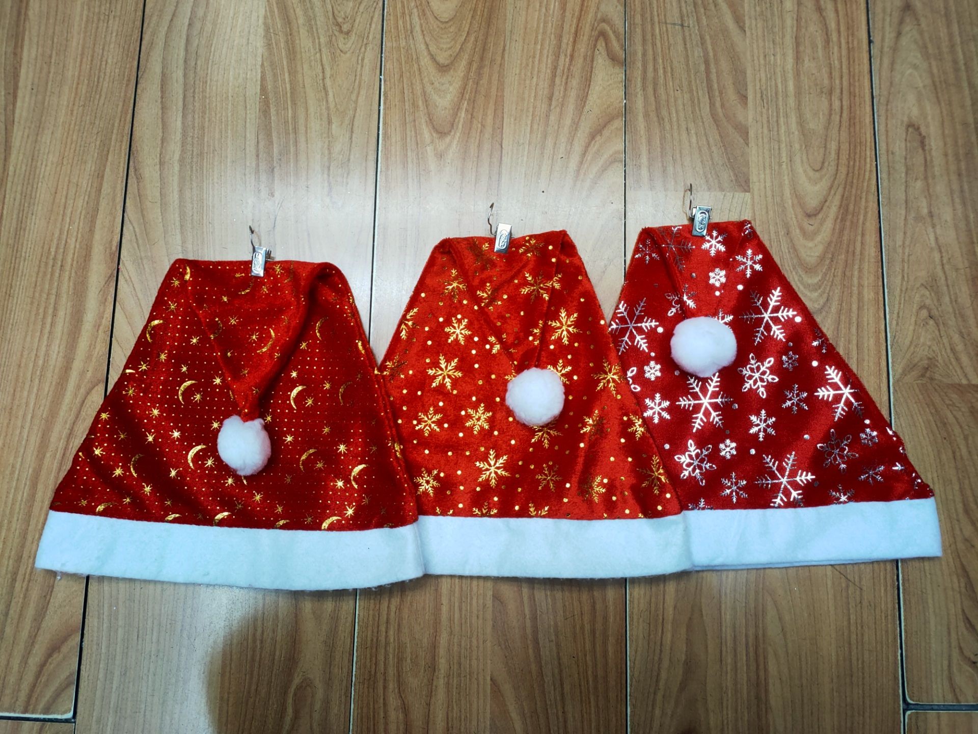 Wholesale of new velvet snowflake moon star Christmas hats, adult Santa Claus hats, holiday dress-up gifts Specification image