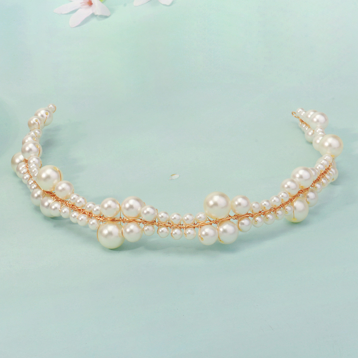 Wedding bride's headwear, white pearl hair band, hand-woven wedding dress and evening gown accessories, hair band, versatile daily hair accessories Specification drawing