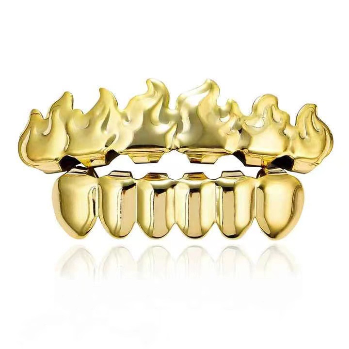 The new cross-border hip-hop flame braces metal are selling well. HIPHOP hip-hop gold braces Halloween gold teeth decoration Application Scenario