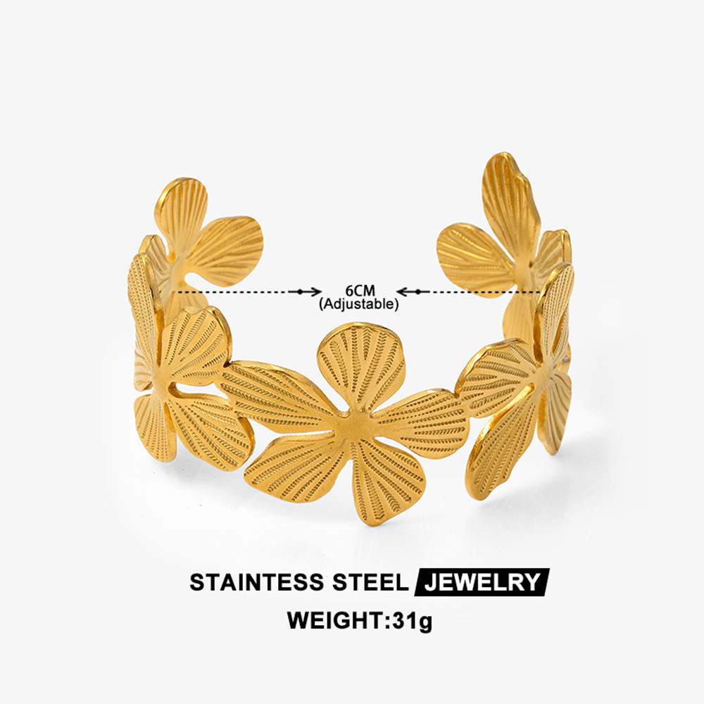 Cross-border best-selling hollowed-out flower bracelet, electroplated rose gold, anti-allergy, high-end and elegant open ladies' personalized jewelry Application Scenario