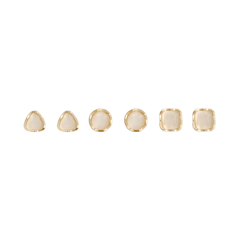 Korean-style simple and individual cat's eye stone set ear studs, versatile for women, niche and high-end, ear-piercing earrings, and elegant earrings Item Picture
